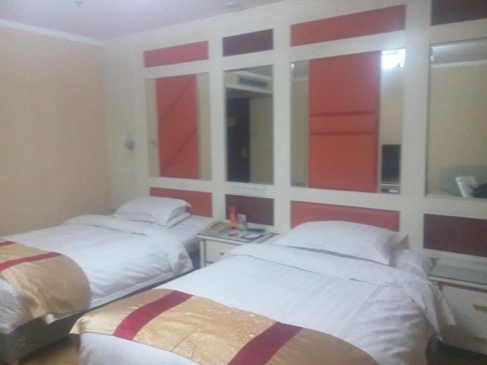 Jinan Yuquan Simpson Hotel Dış mekan fotoğraf